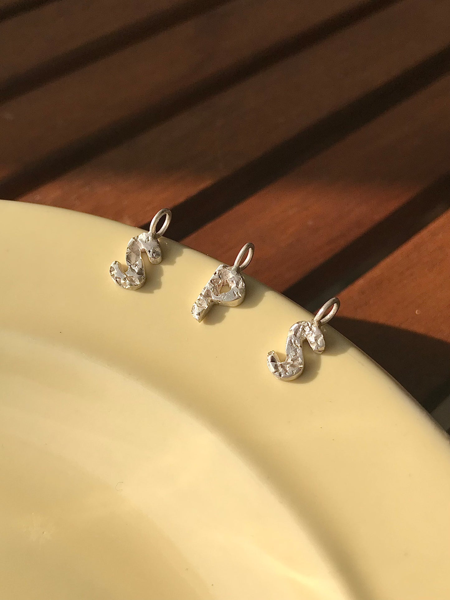 Be identical! necklace