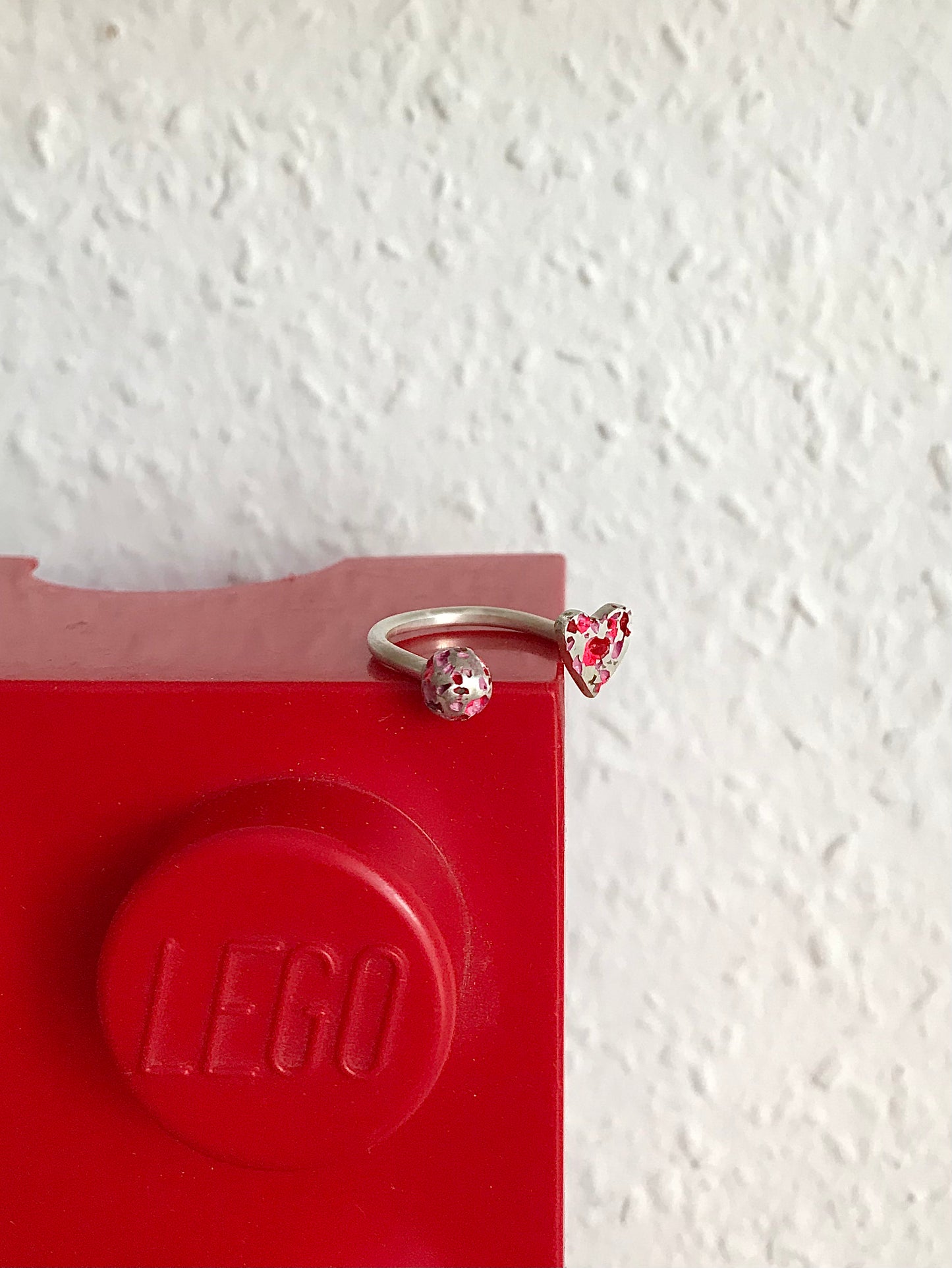 Asymmetrical Valentine ring