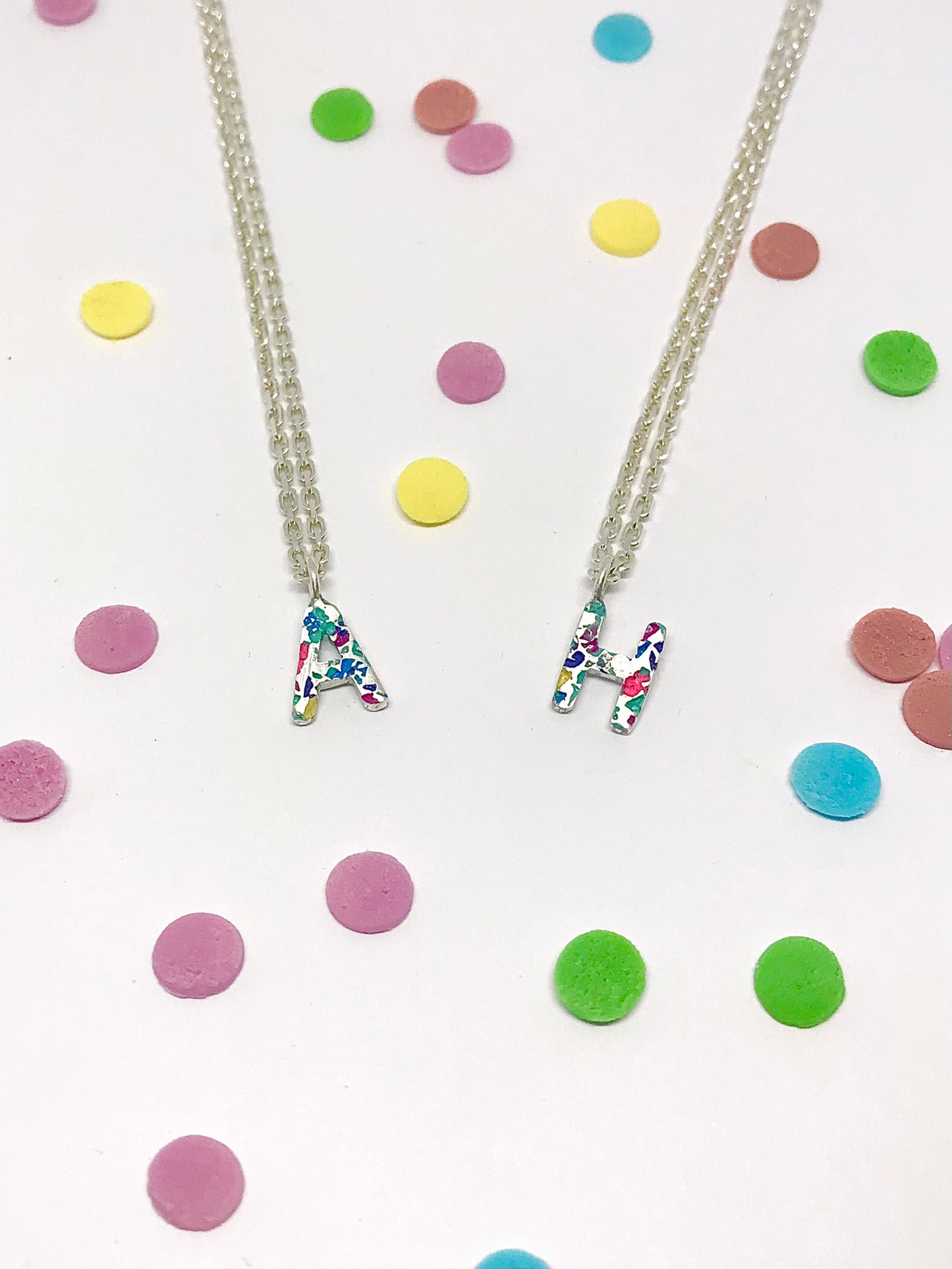 Be identical! necklace