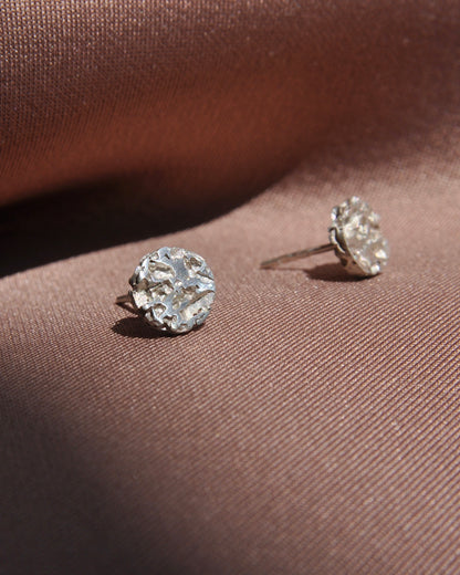 Mini Full Moon earrings